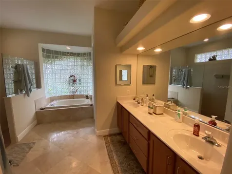 224 Hazeltine Drive Debary FL 32713