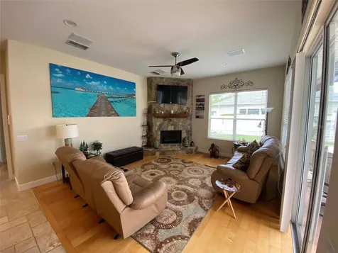 224 Hazeltine Drive Debary FL 32713