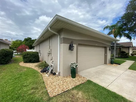 224 Hazeltine Drive Debary FL 32713