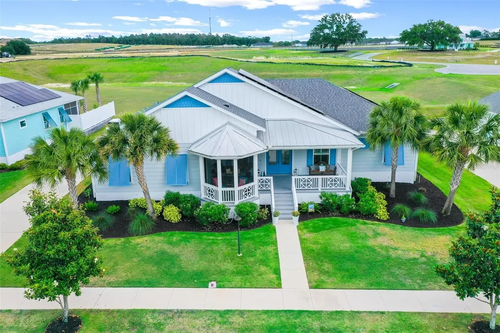 1157 Fiesta Key Circle Lady Lake FL 32159