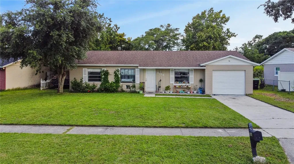 4216 Carousel Road Orlando FL 32808