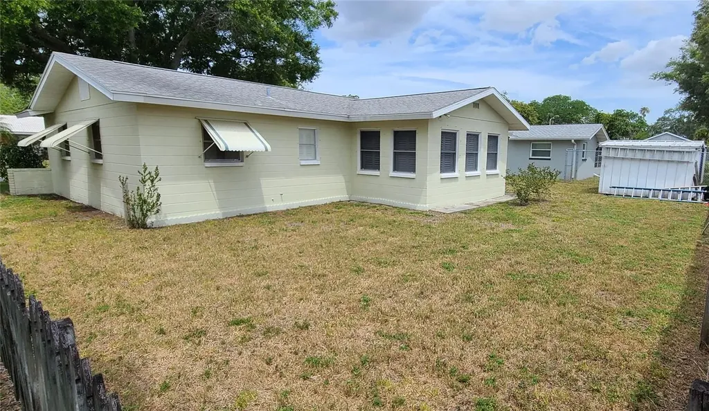 9901 111th Lane Seminole FL 33772