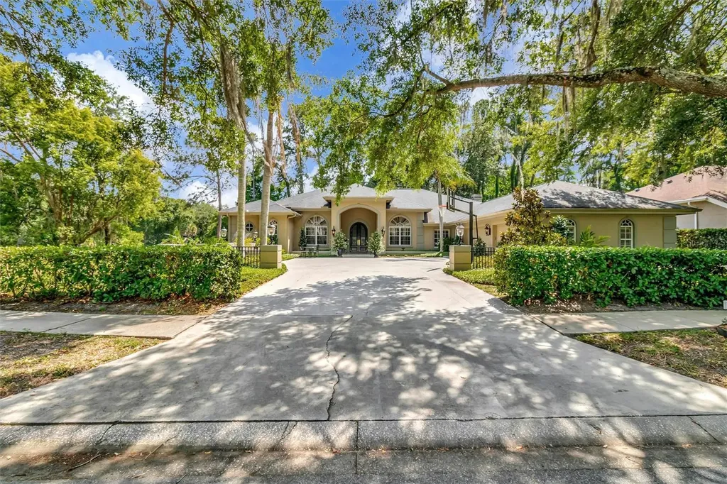 6515 Stonington Drive S Tampa FL 33647