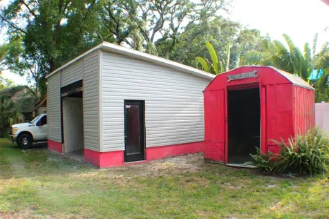 1608 W Knollwood Street Tampa FL 33604
