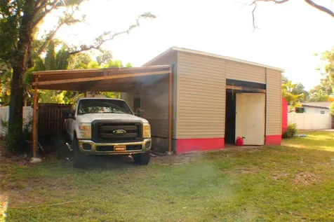 1608 W Knollwood Street Tampa FL 33604