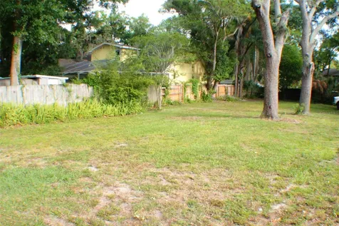 1608 W Knollwood Street Tampa FL 33604