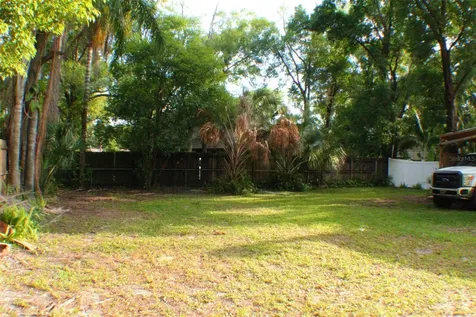 1608 W Knollwood Street Tampa FL 33604