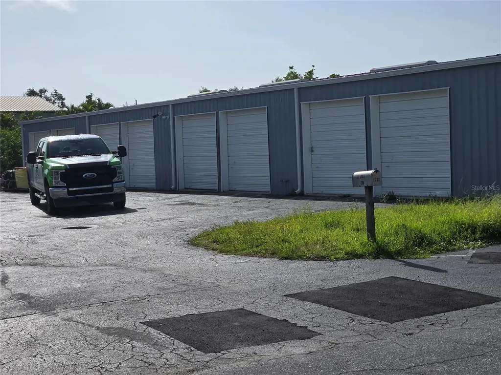 1700 Steadley Avenue Punta Gorda FL 33950