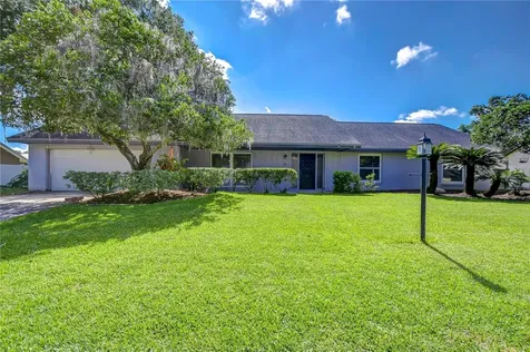 2208 Cherokee Trail Valrico FL 33594