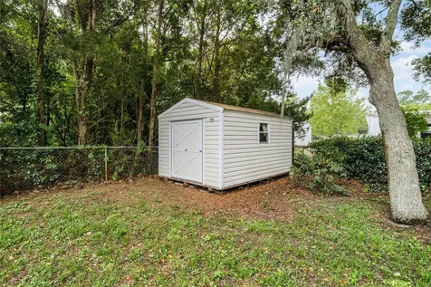 44910 8th Street Deland FL 32720