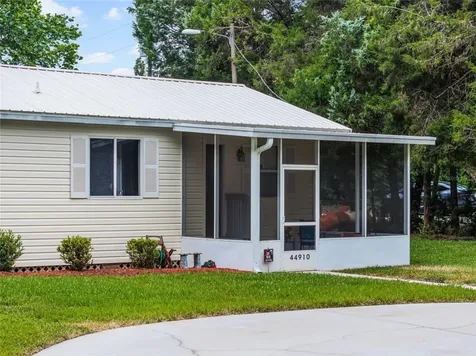 44910 8th Street Deland FL 32720