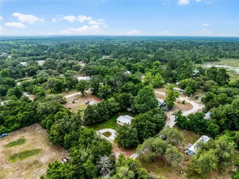 44910 8th Street Deland FL 32720
