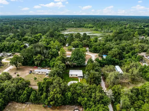 44910 8th Street Deland FL 32720