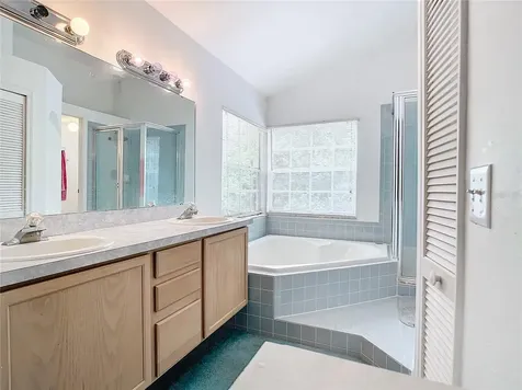 5223 Mystic Point Court Orlando FL 32812