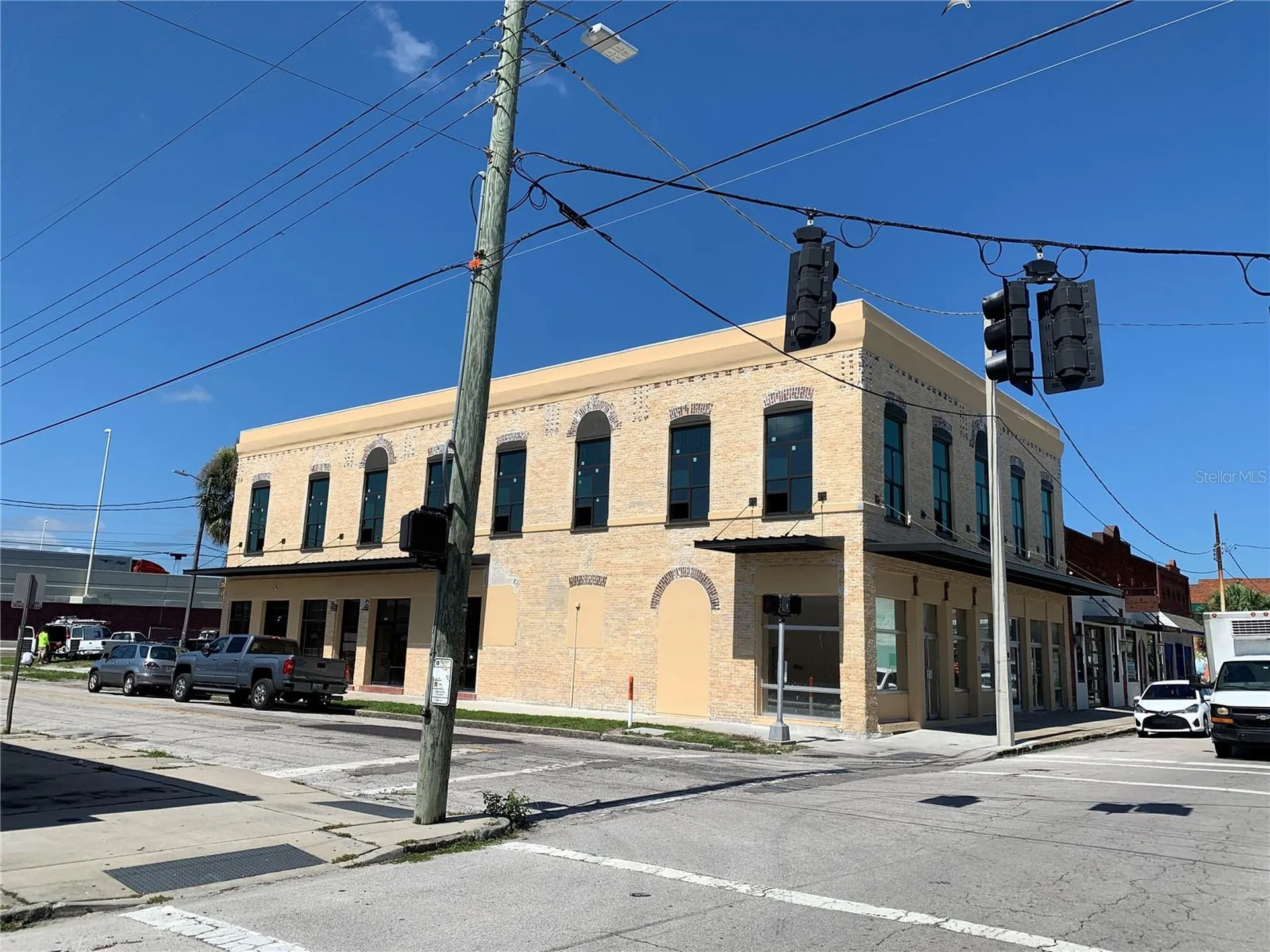 2100 W Main Street Tampa FL 33607