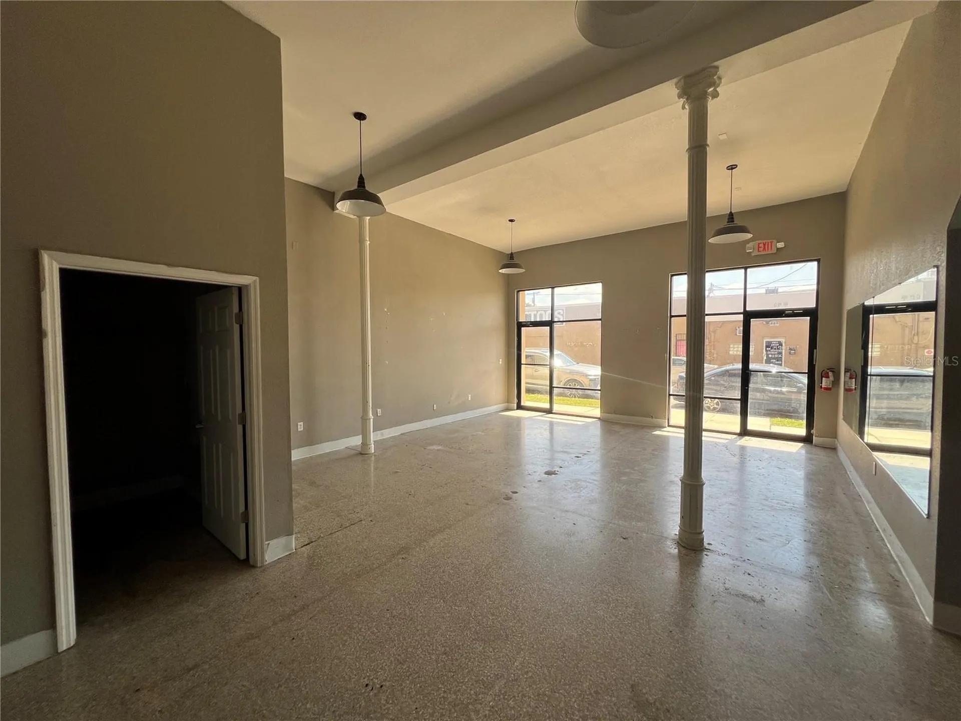 2100 W Main Street Tampa FL 33607