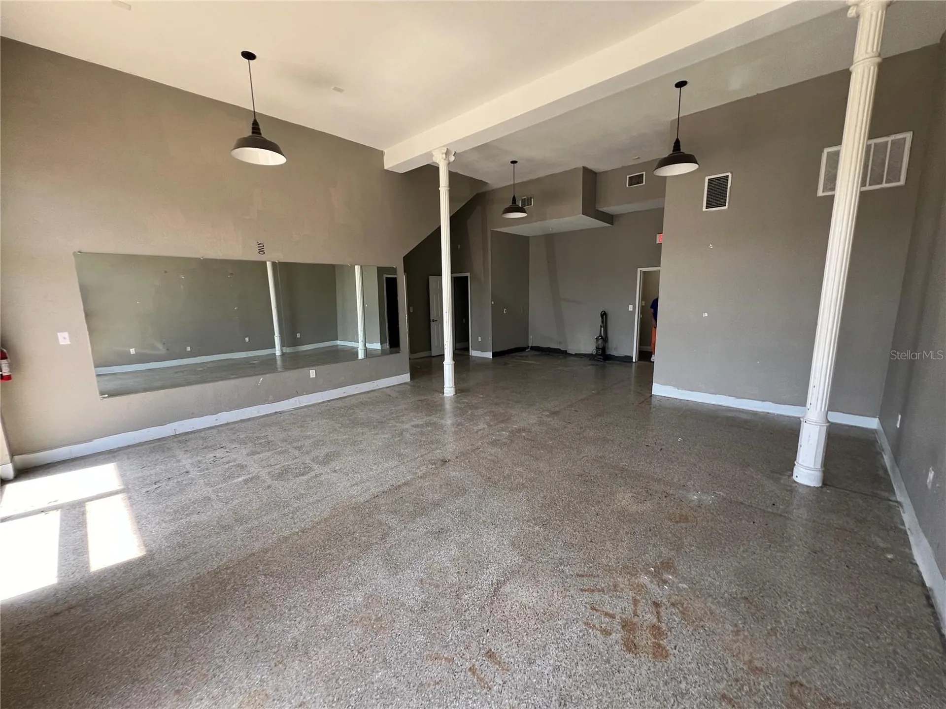 2100 W Main Street Tampa FL 33607