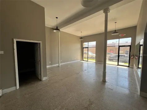 2100 W Main Street Tampa FL 33607