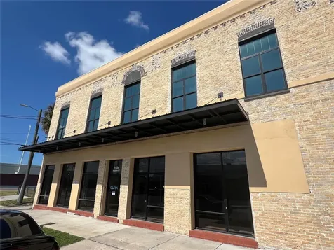 2100 W Main Street Tampa FL 33607