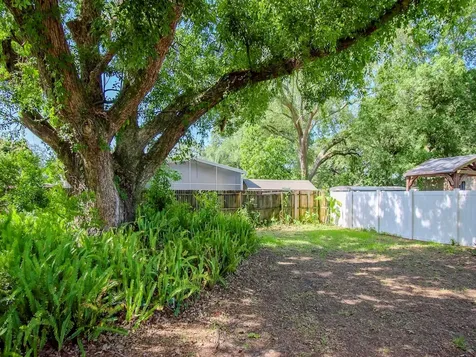 1416 W Humphrey Street Tampa FL 33604