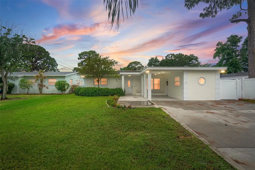 4870 Venetian Boulevard NE St Petersburg FL 33703