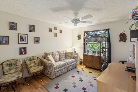 958 Eastmont Court The Villages FL 32162