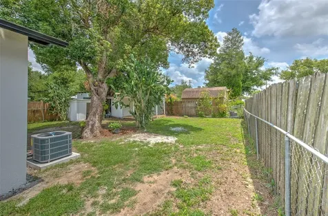14346 Lawrence Street Dade City FL 33523