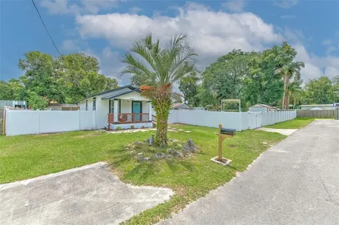 14346 Lawrence Street Dade City FL 33523