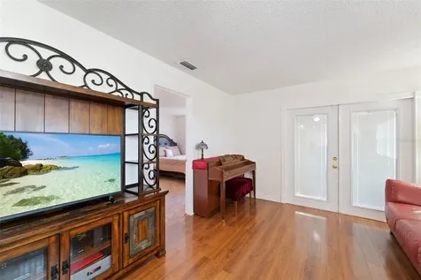 6375 Bonnie Bay Circle N Pinellas Park FL 33781