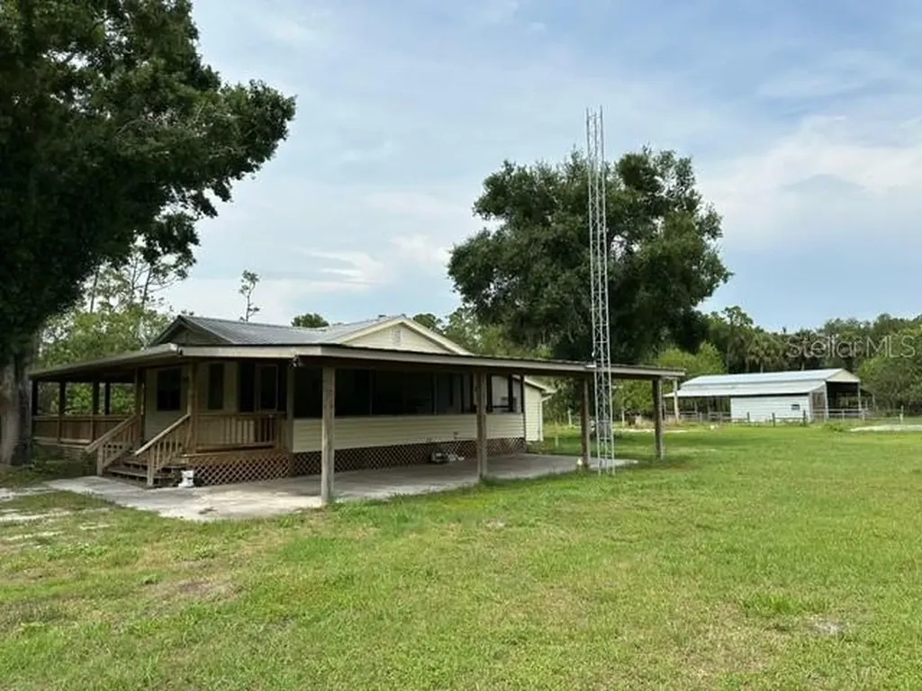 6976 NW 151st Terrace Okeechobee FL 34972