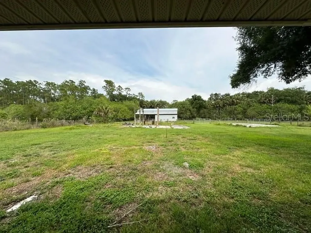 6976 NW 151st Terrace Okeechobee FL 34972