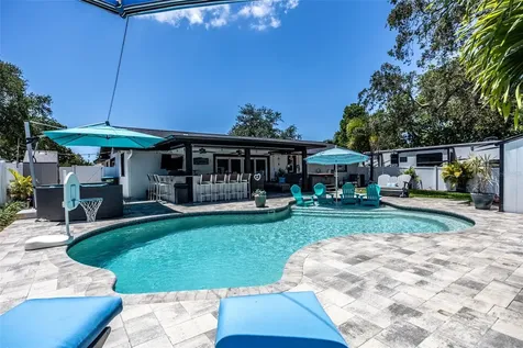 8193 128th Street Seminole FL 33776