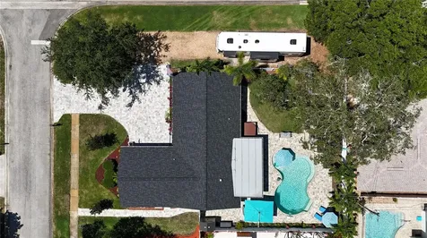8193 128th Street Seminole FL 33776