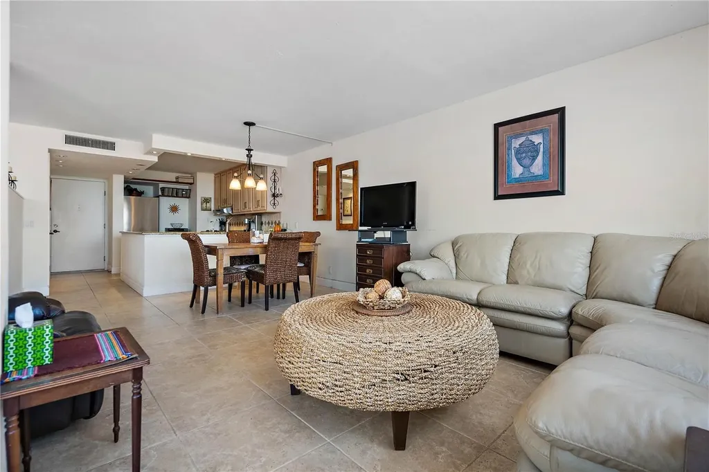 6357 Bahia Del Mar Boulevard St Petersburg FL 33715