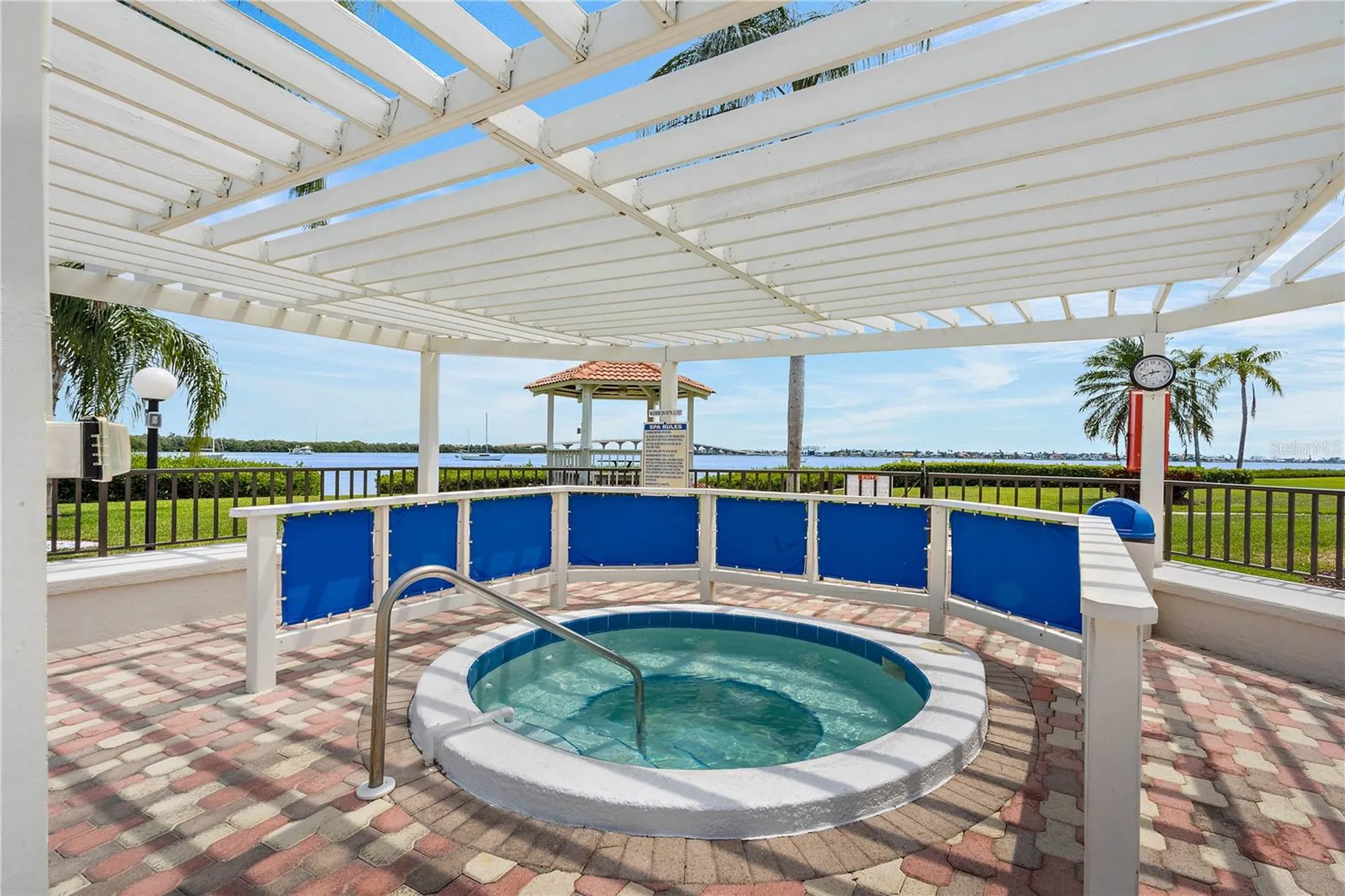 6357 Bahia Del Mar Boulevard St Petersburg FL 33715