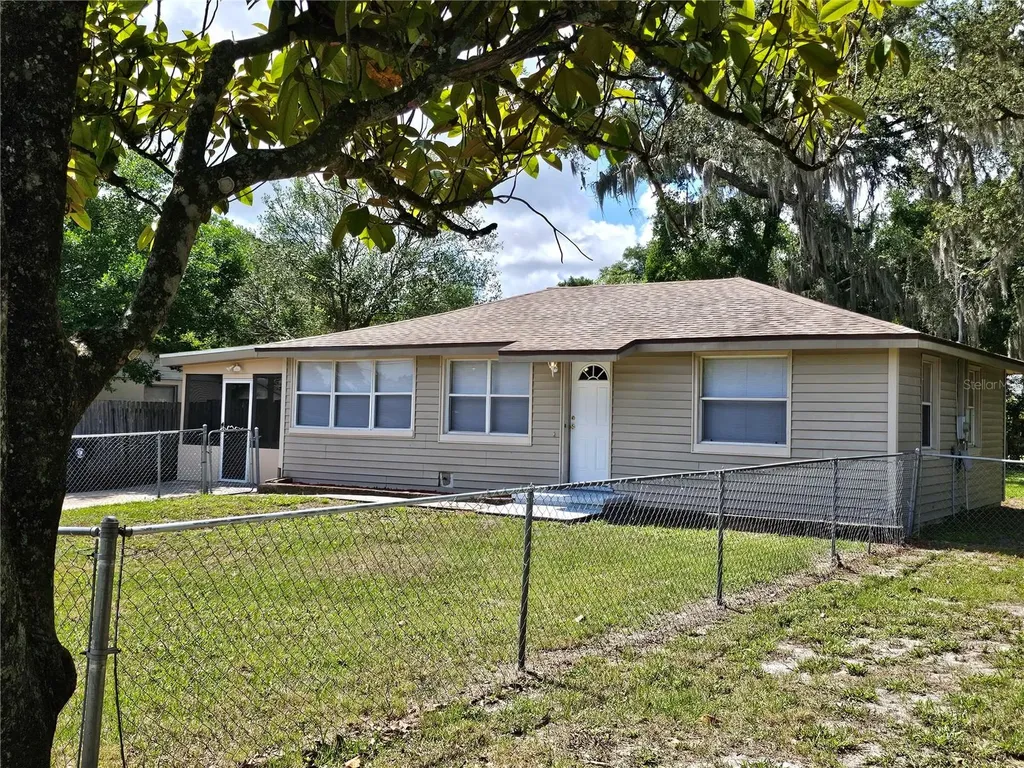 310 Brooklyn Avenue Orange City FL 32763