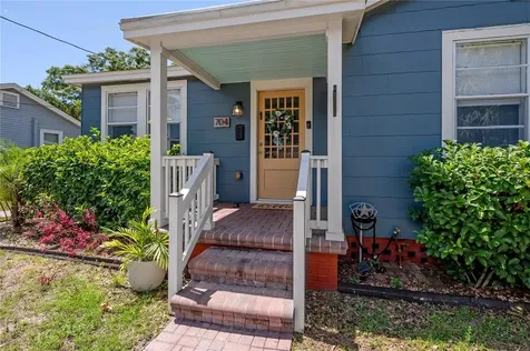 704 W Kentucky Avenue Tampa FL 33603