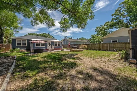 704 W Kentucky Avenue Tampa FL 33603