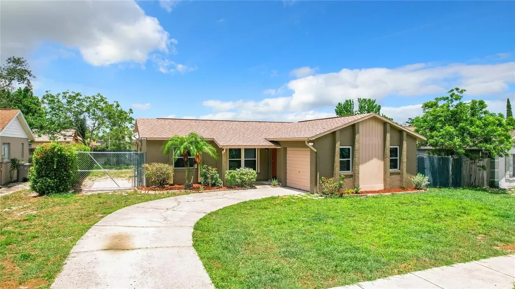 219 Lalla Lane Apopka FL 32712