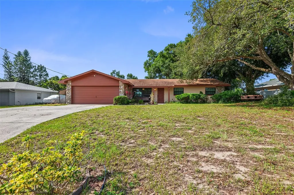 635 E Pierce Street Lake Alfred FL 33850
