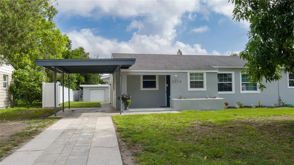 2214 23rd Avenue W Bradenton FL 34205