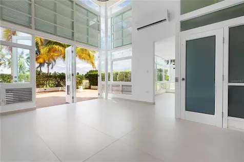87 Villas De Golf Este Dorado PR 00646