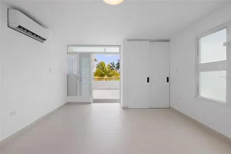 87 Villas De Golf Este Dorado PR 00646
