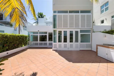 87 Villas De Golf Este Dorado PR 00646