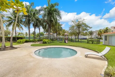 87 Villas De Golf Este Dorado PR 00646