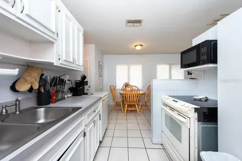 5735 Burlington Avenue N St Petersburg FL 33710