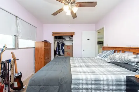 5735 Burlington Avenue N St Petersburg FL 33710