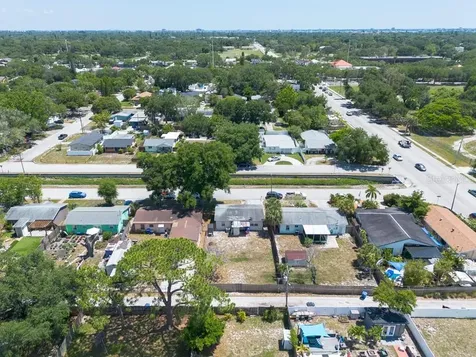 5735 Burlington Avenue N St Petersburg FL 33710