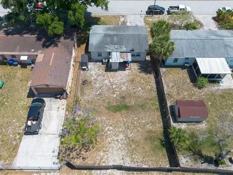 5735 Burlington Avenue N St Petersburg FL 33710