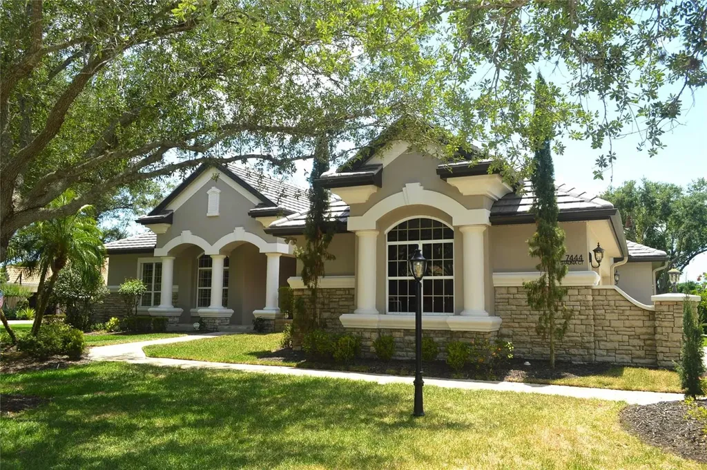 7444 Shauna Court Sarasota FL 34241